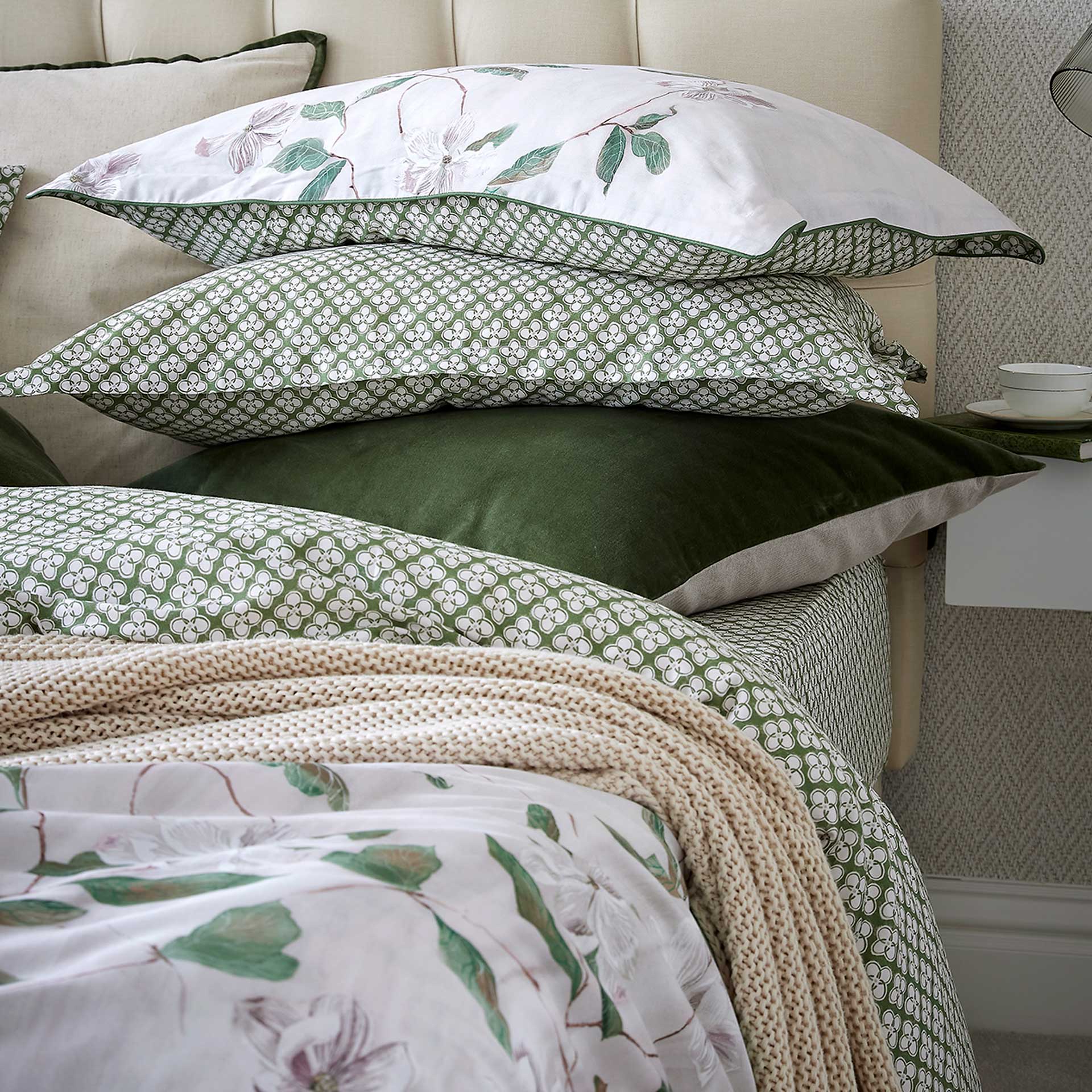 Orders Magnolia Home Duvet and pillow cases (2)