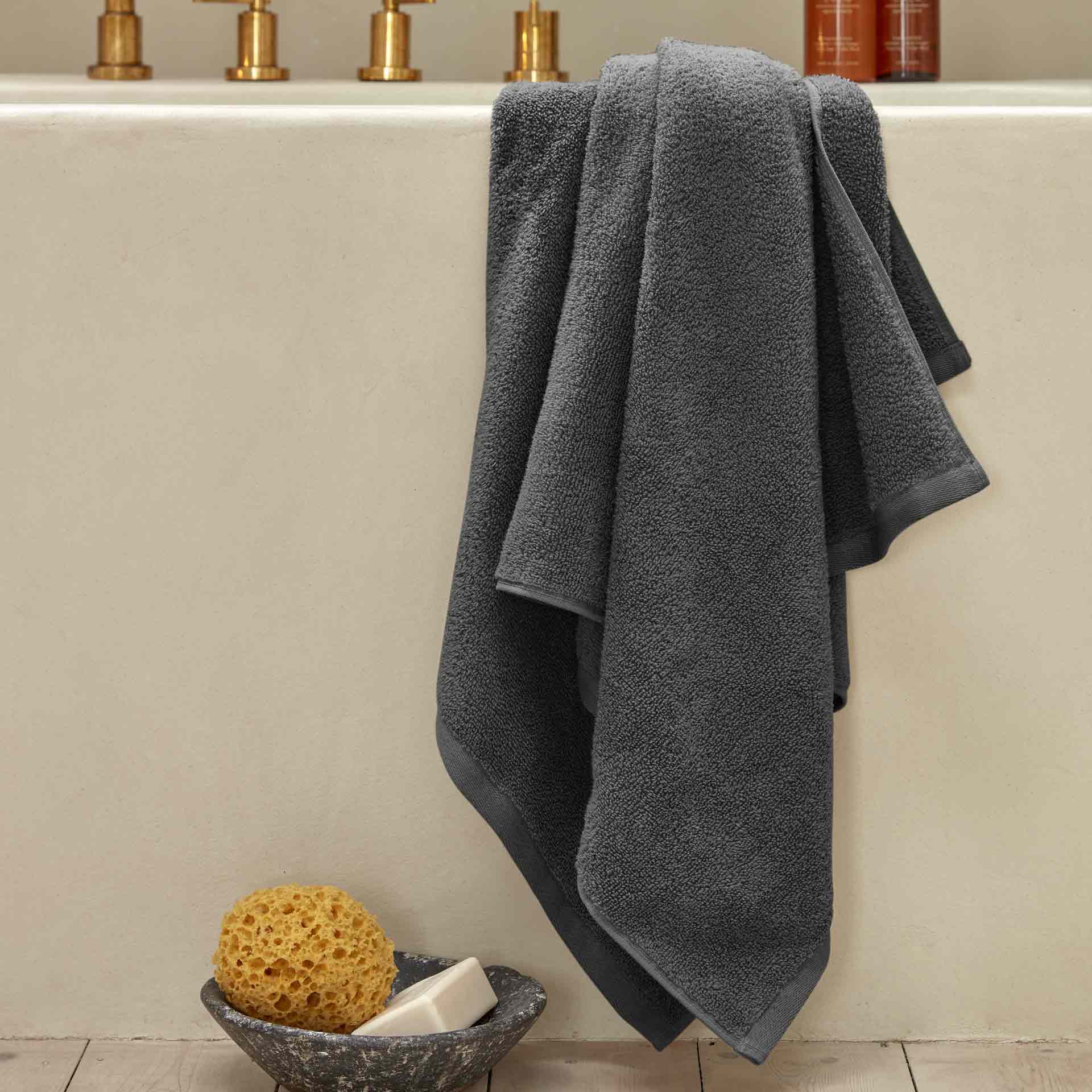 Apple bath towel online sets